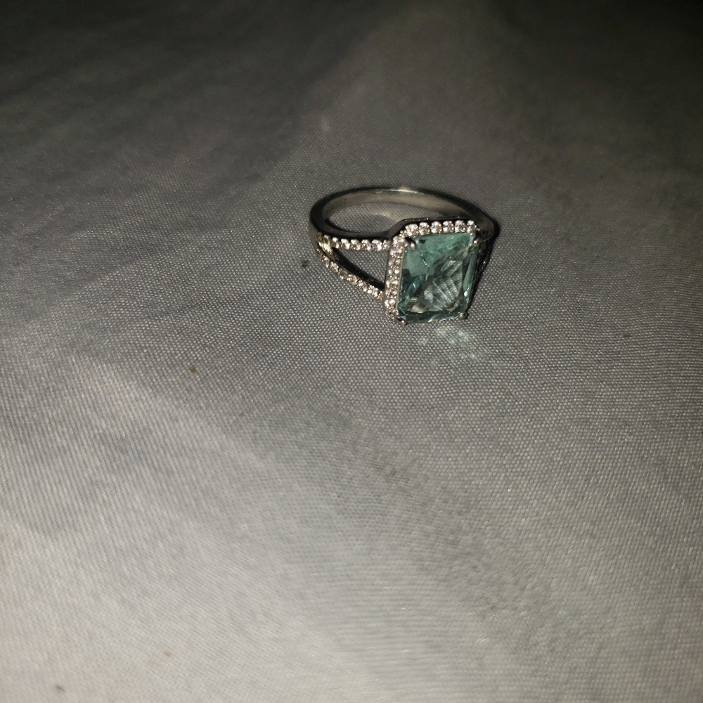 Ring - Picture 2 of 2